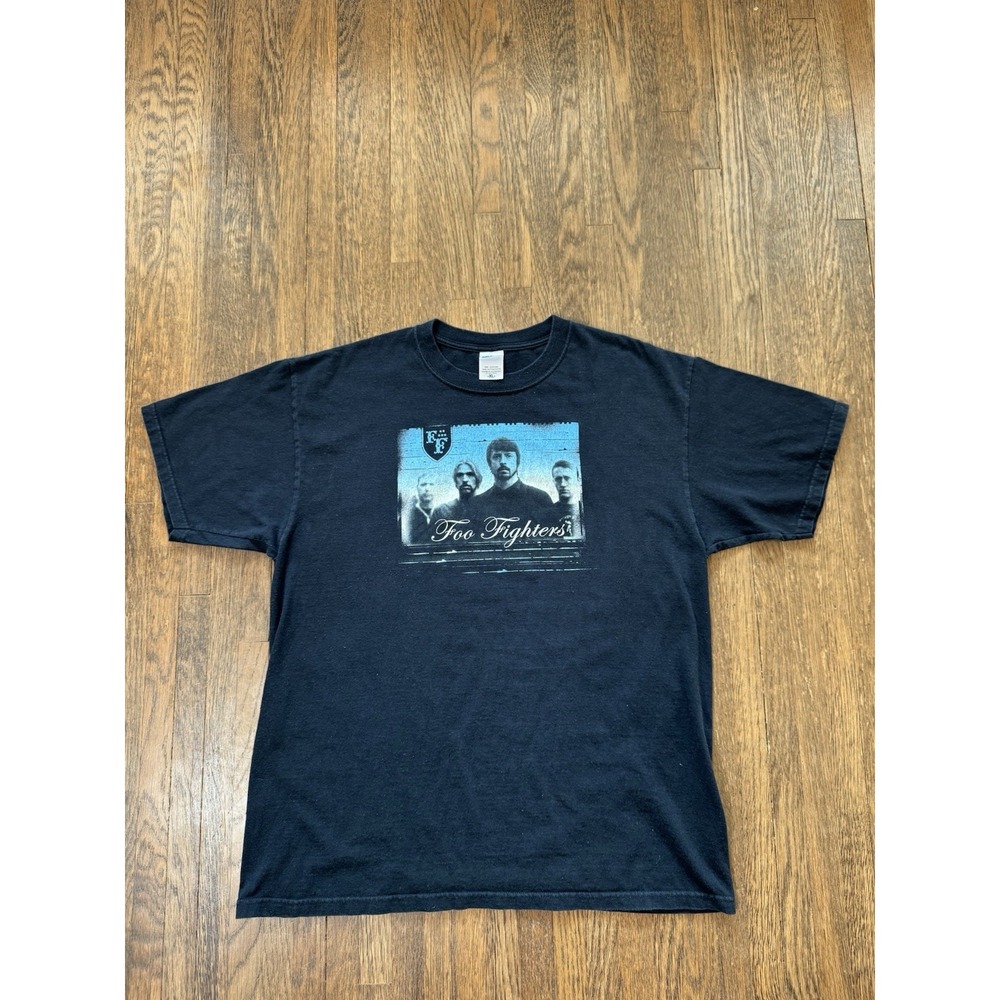 Size XL - 2005 Foo Fighters In Your Honor Tour Vintage Band Concert Tee Shirt